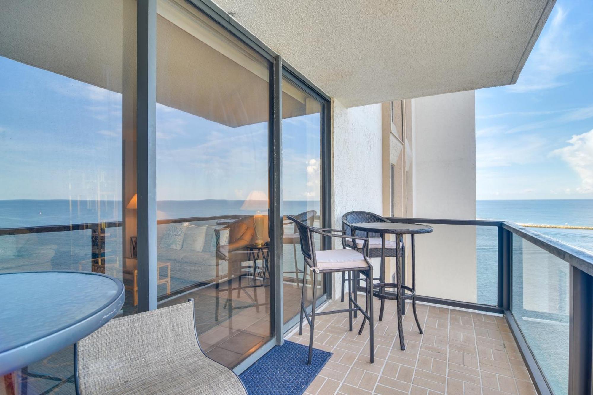 Oceanfront Condo With Balcony And Stunning Views! Clearwater Beach Luaran gambar