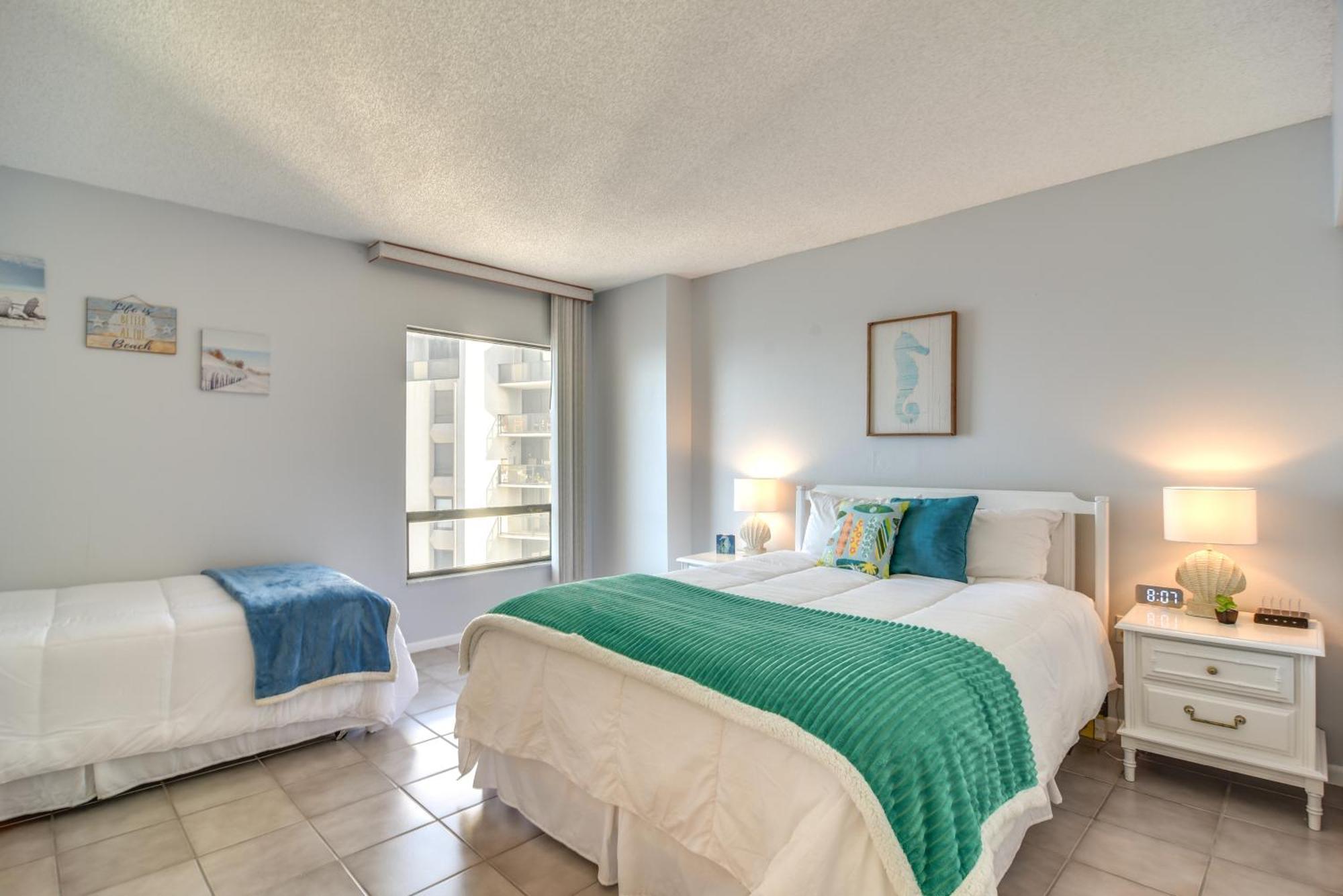 Oceanfront Condo With Balcony And Stunning Views! Clearwater Beach Luaran gambar